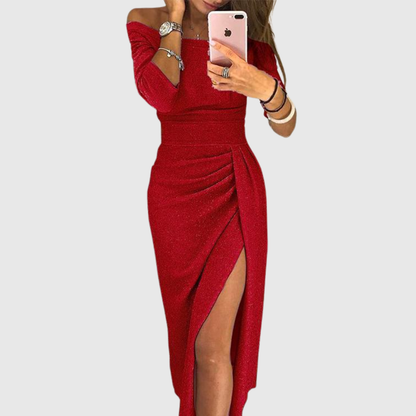 María | Vestido de gala con hombros descubiertos